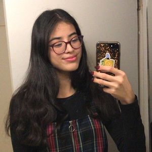 Meet your Posher, Miriam